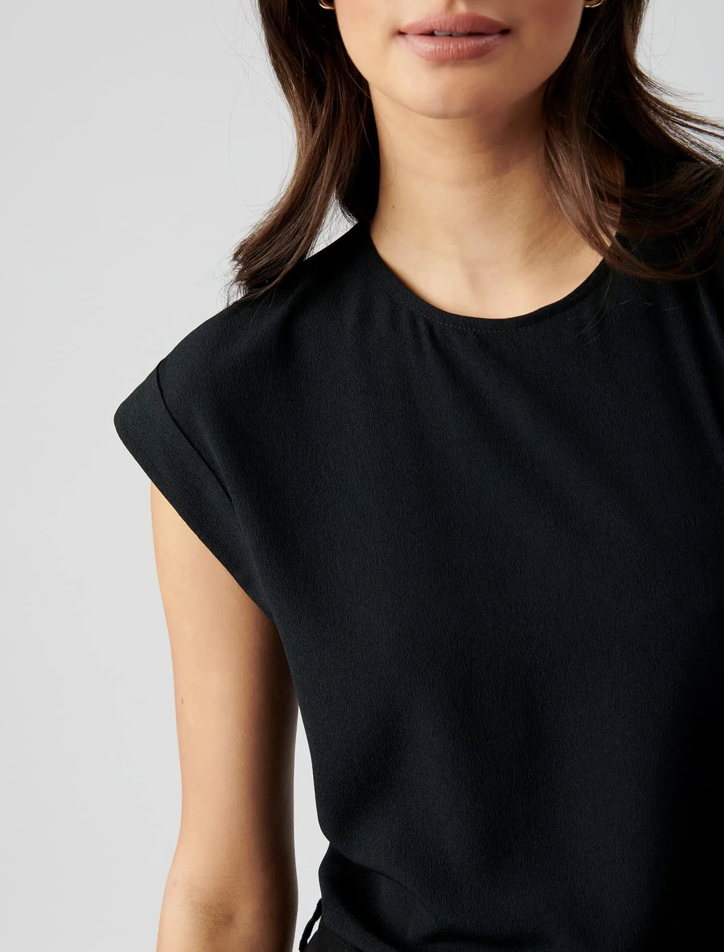 Ella Extended Shoulder T-shirt
