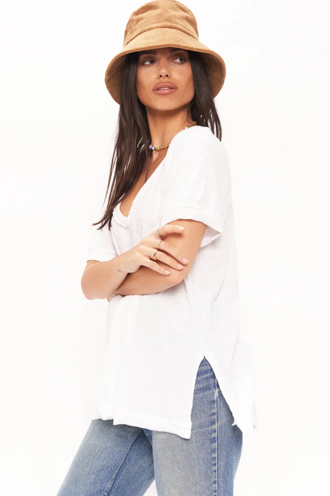 Knock out V Neck Tee