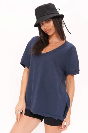 Knock out V Neck Tee