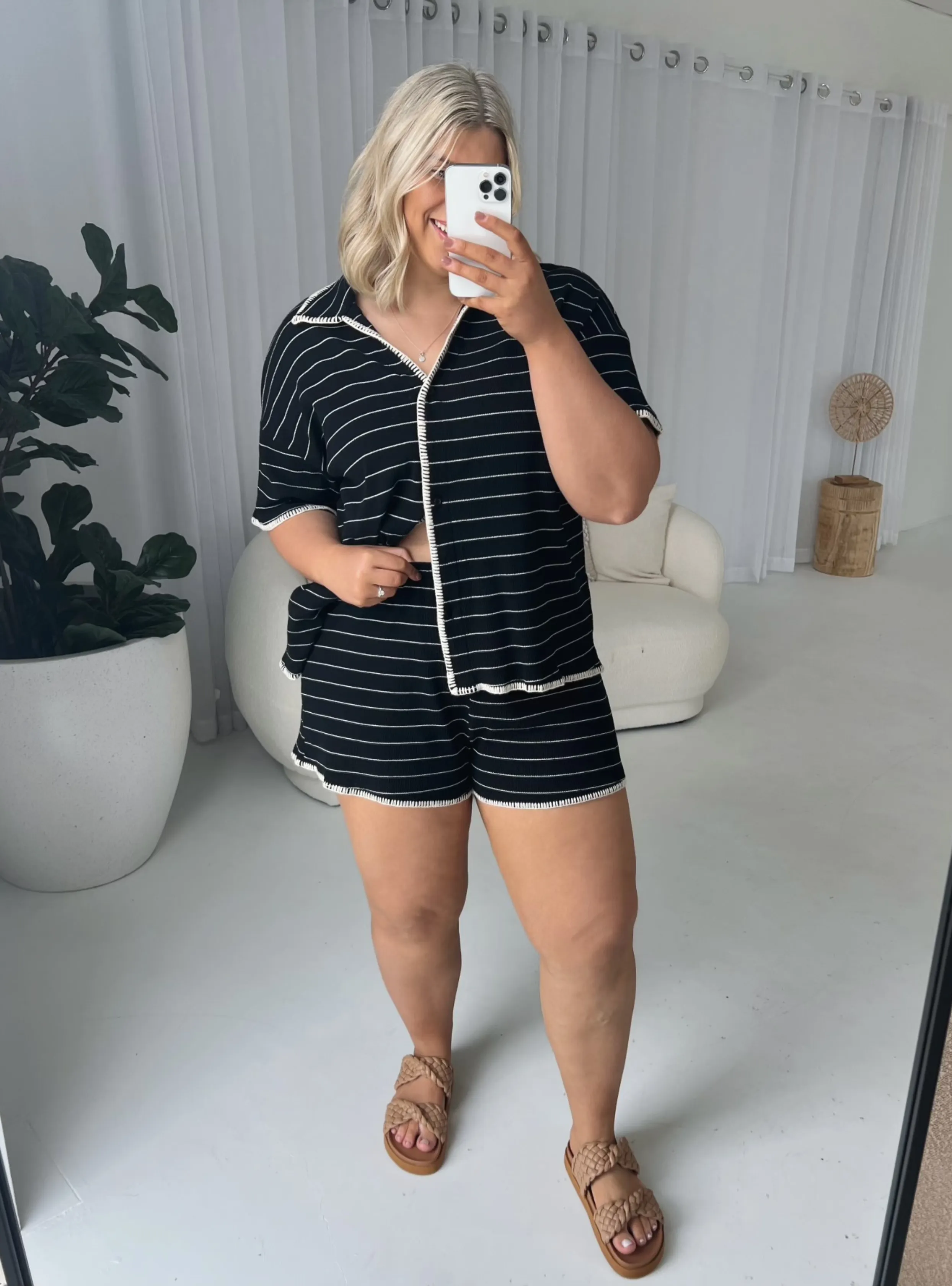 SIERRA STRIPED SHORT SET - Black/white