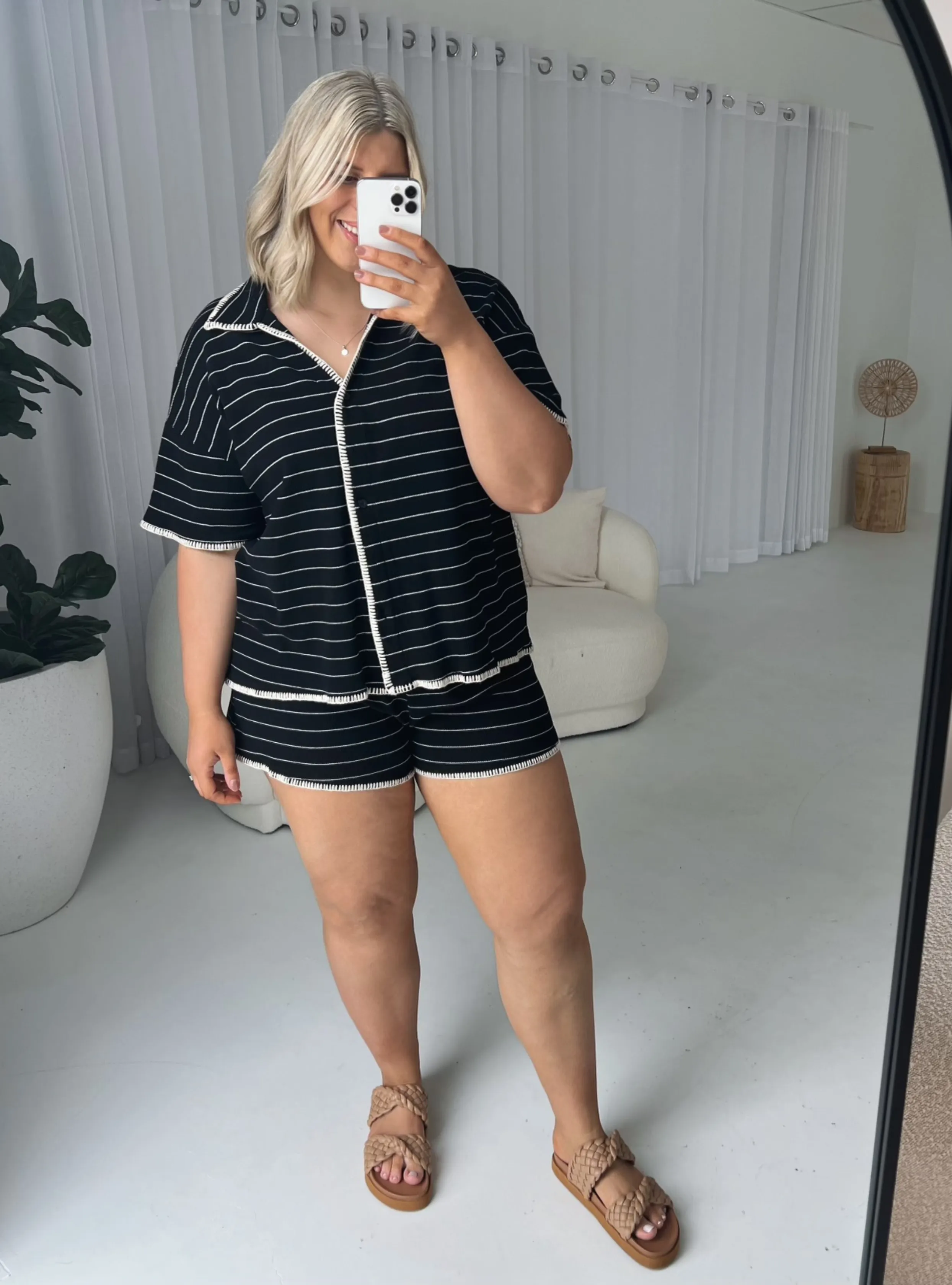 SIERRA STRIPED SHORT SET - Black/white
