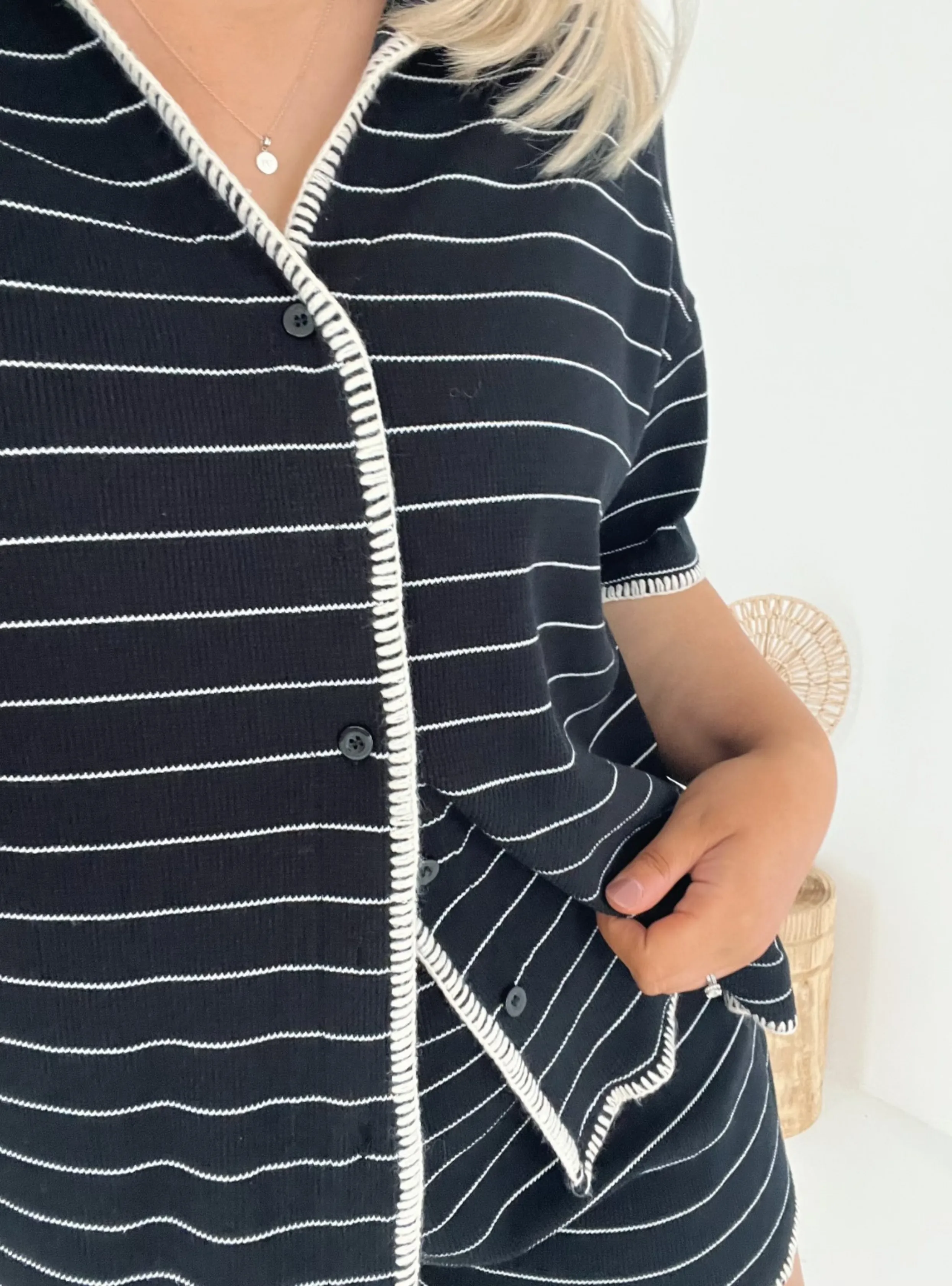 SIERRA STRIPED SHORT SET - Black/white
