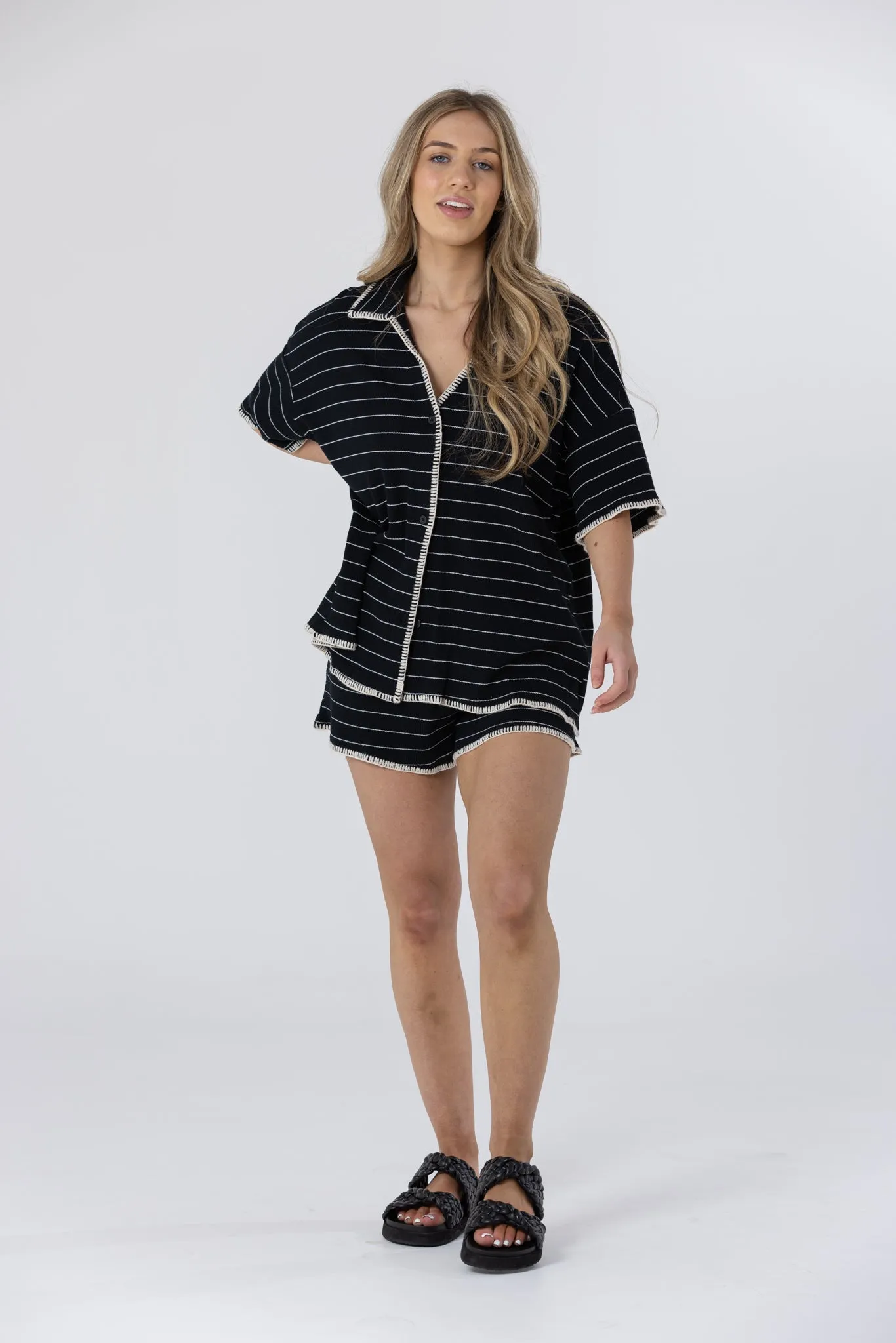 SIERRA STRIPED SHORT SET - Black/white