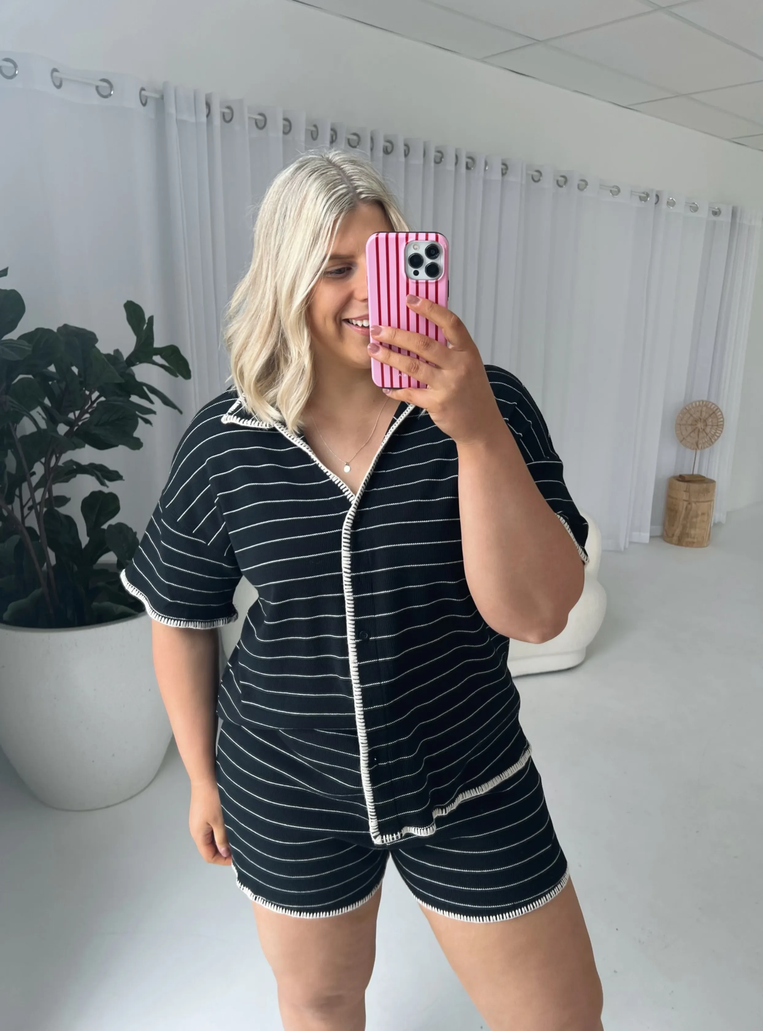 SIERRA STRIPED SHORT SET - Black/white