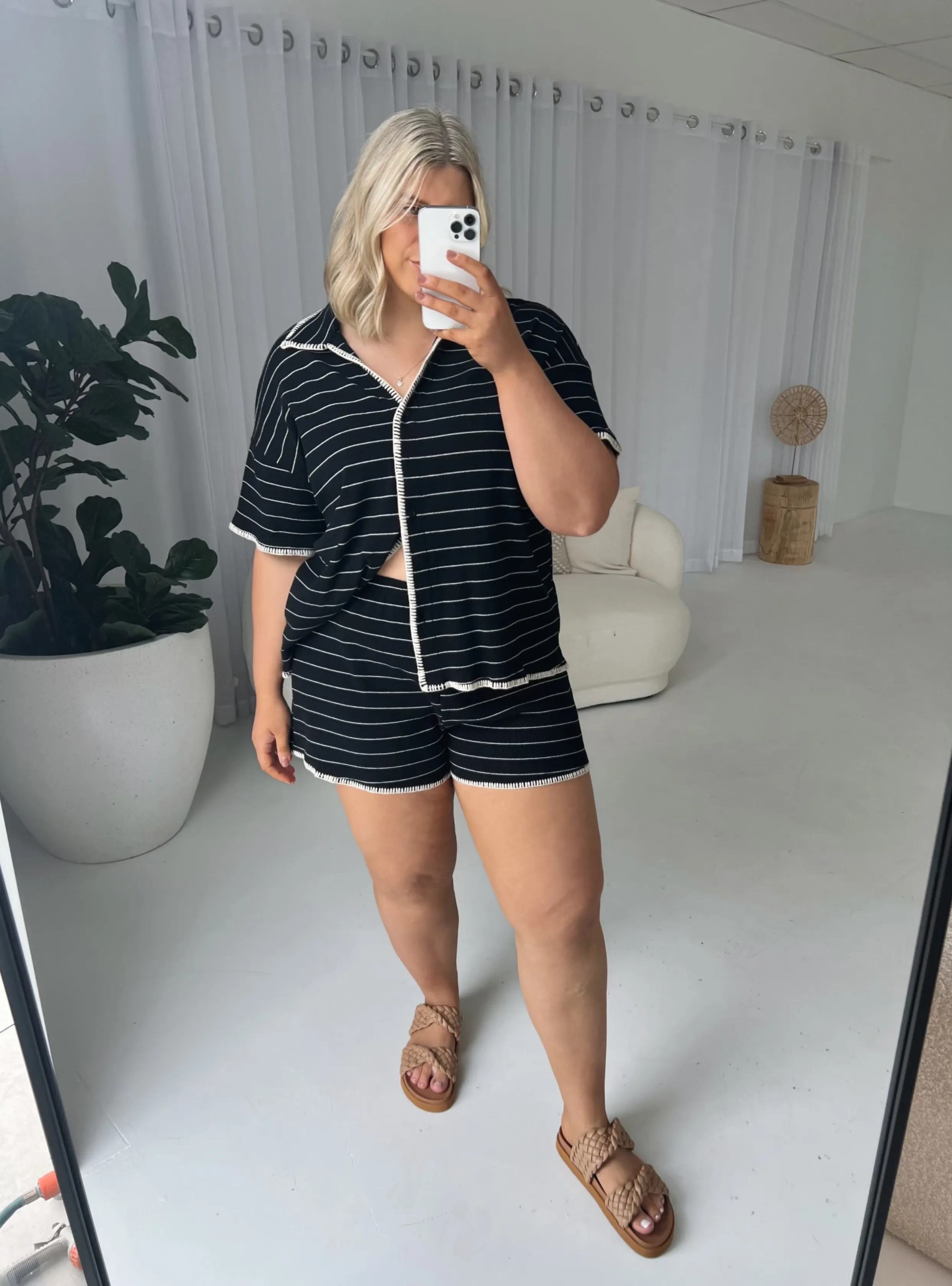SIERRA STRIPED SHORT SET - Black/white