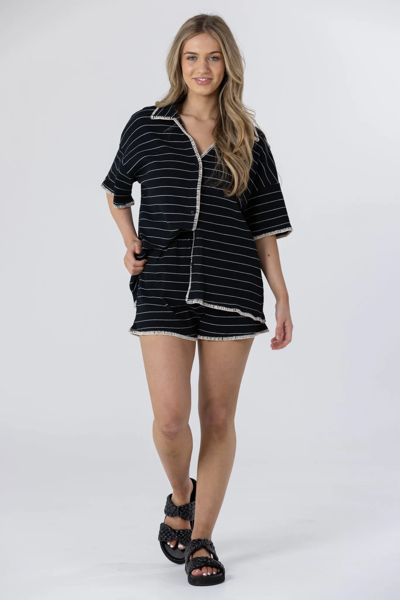 SIERRA STRIPED SHORT SET - Black/white