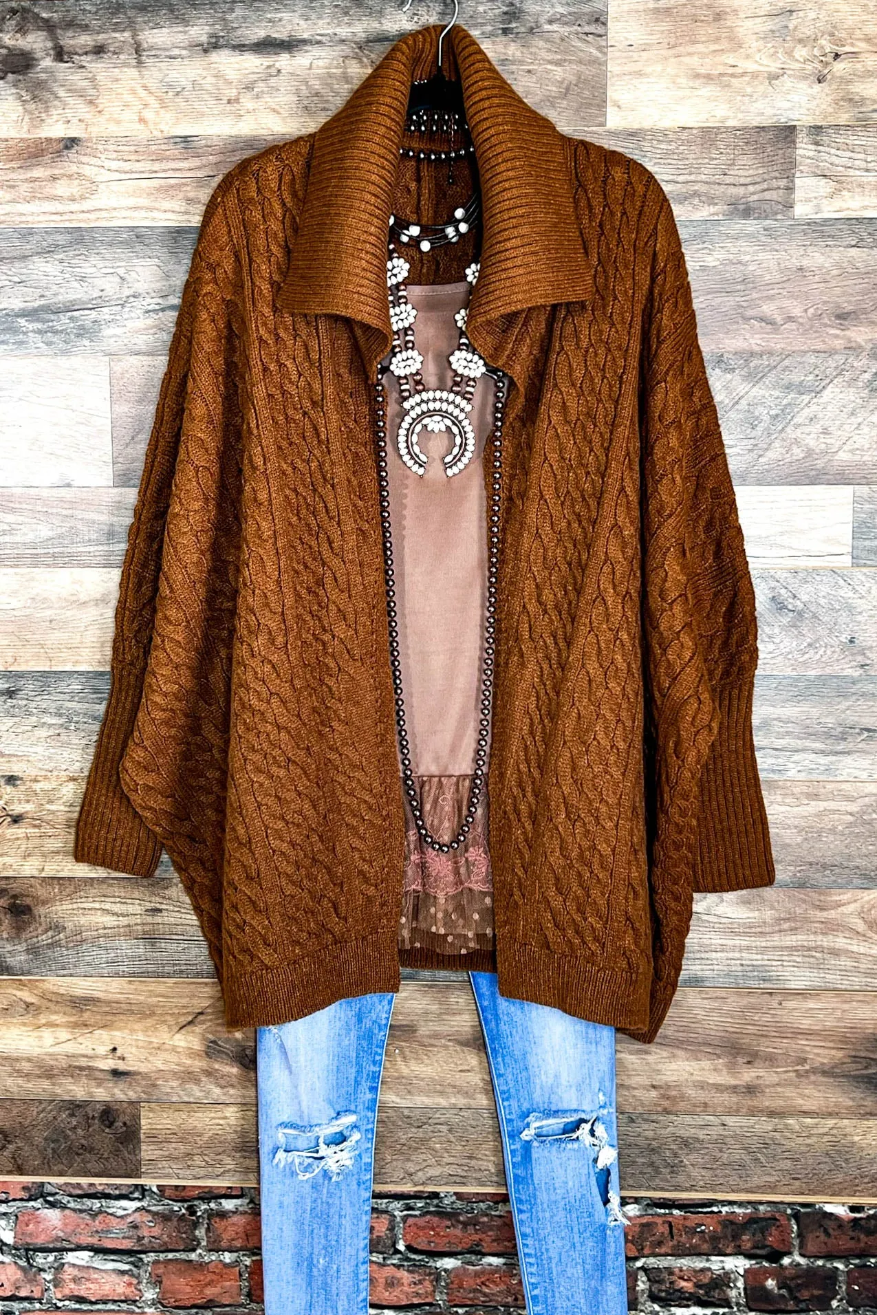 SOME KIND OF WONDERFUL COZY CARDIGAN IN GOLD BROWN